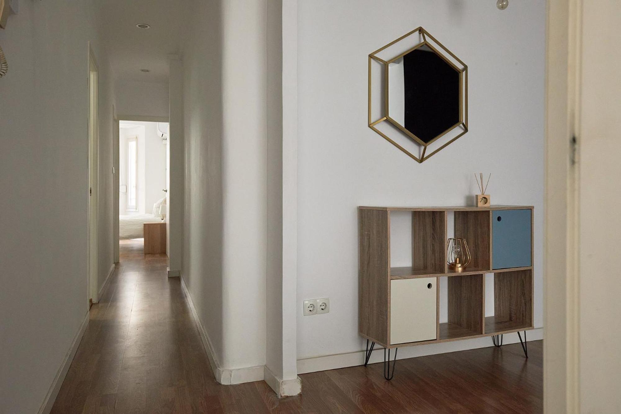 Low Cost Apartments Center Elche Exterior photo